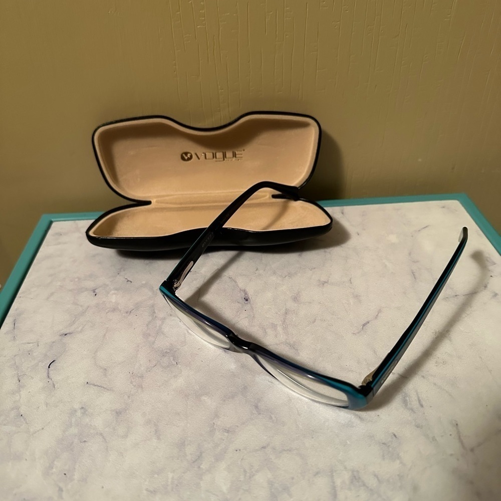 Vogue Made In Italy Turquoise Frame Eyewear - Picture 6 of 8